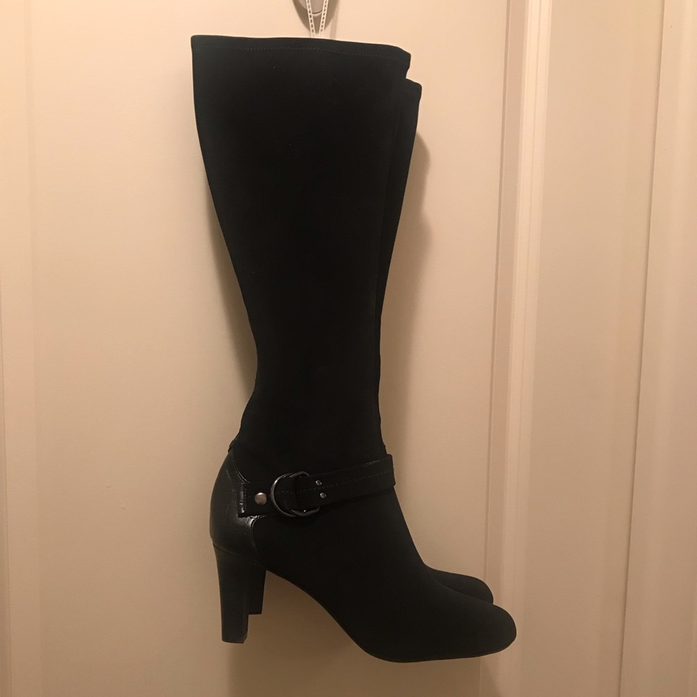 New Alex Marie Black Boots
